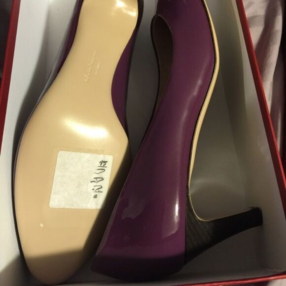 New Salvatore Ferragamo pumps - Picture 2 of 4